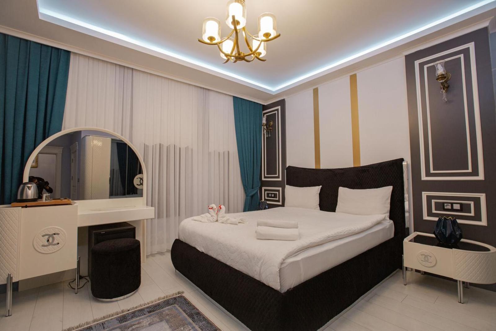 Poison Garden Suite Gozalan Luaran gambar